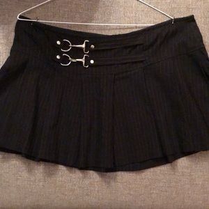 Lip Service XL pleated miniskirt, black with red stripes